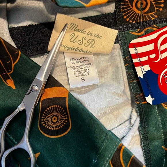 Pinup Couture PUG Laura Byrnes Green Swing Skirt In Garden Of Eden S, M, XL NWT - Picture 11 of 11